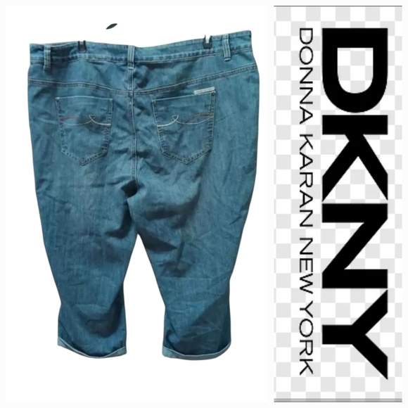 NWT DKNY Blue Ankle Cropped Capri Jeans with Modern Casual Fit ~sz 28W - Picture 4 of 4